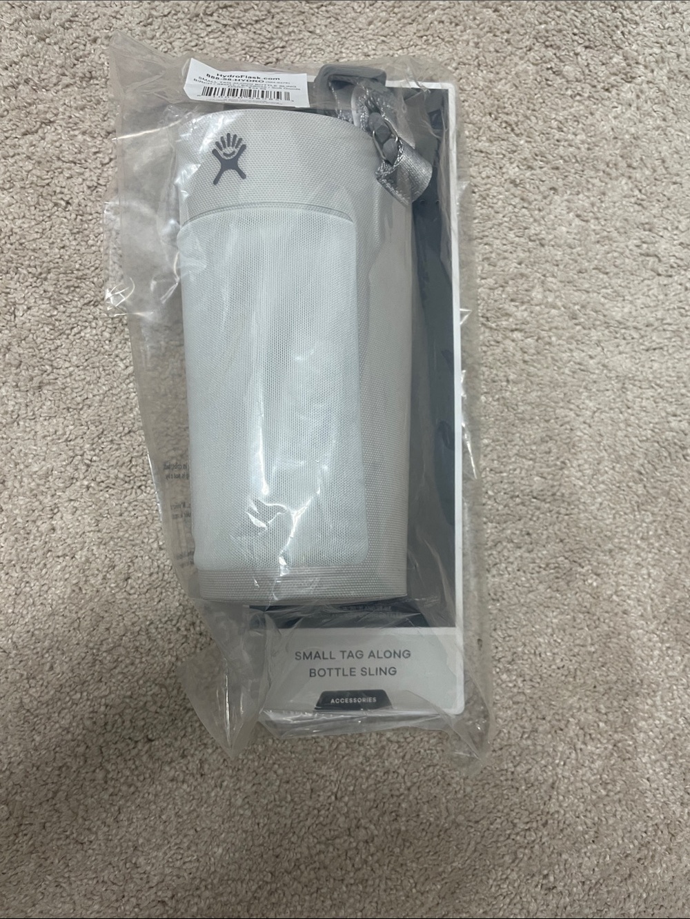 Hydro Flask Bottle Sling - Light Gray Carry Case with Strap - Picture 6 of 6